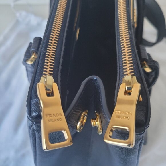 PRADA Crocodile Galleria Saffiano Leather Black Bag - Picture 14 of 16